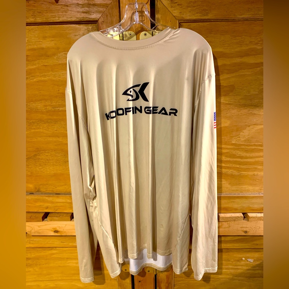 KooFin Gear fishing shirt long sleeves gold American flag on sleeve